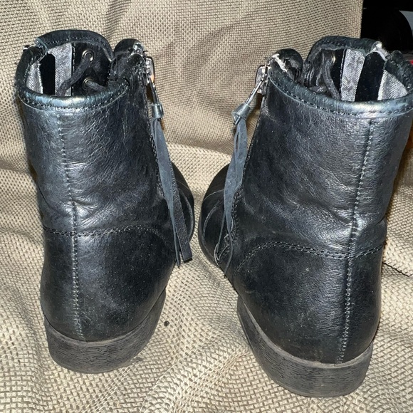 Black Steve Madden Combat boots - Picture 3 of 5